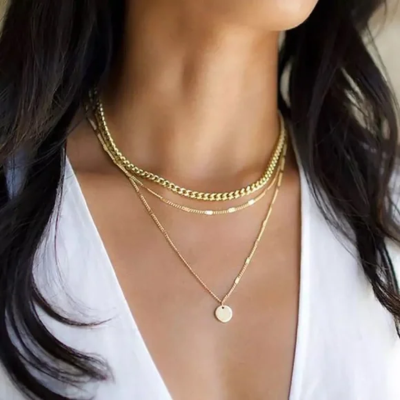 "One More Night" Layered Chain Pendant Gold Business/Casual Statement Necklace - Picture 3 of 6